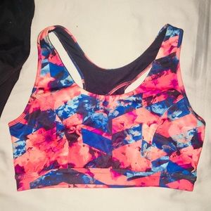 Sports bra